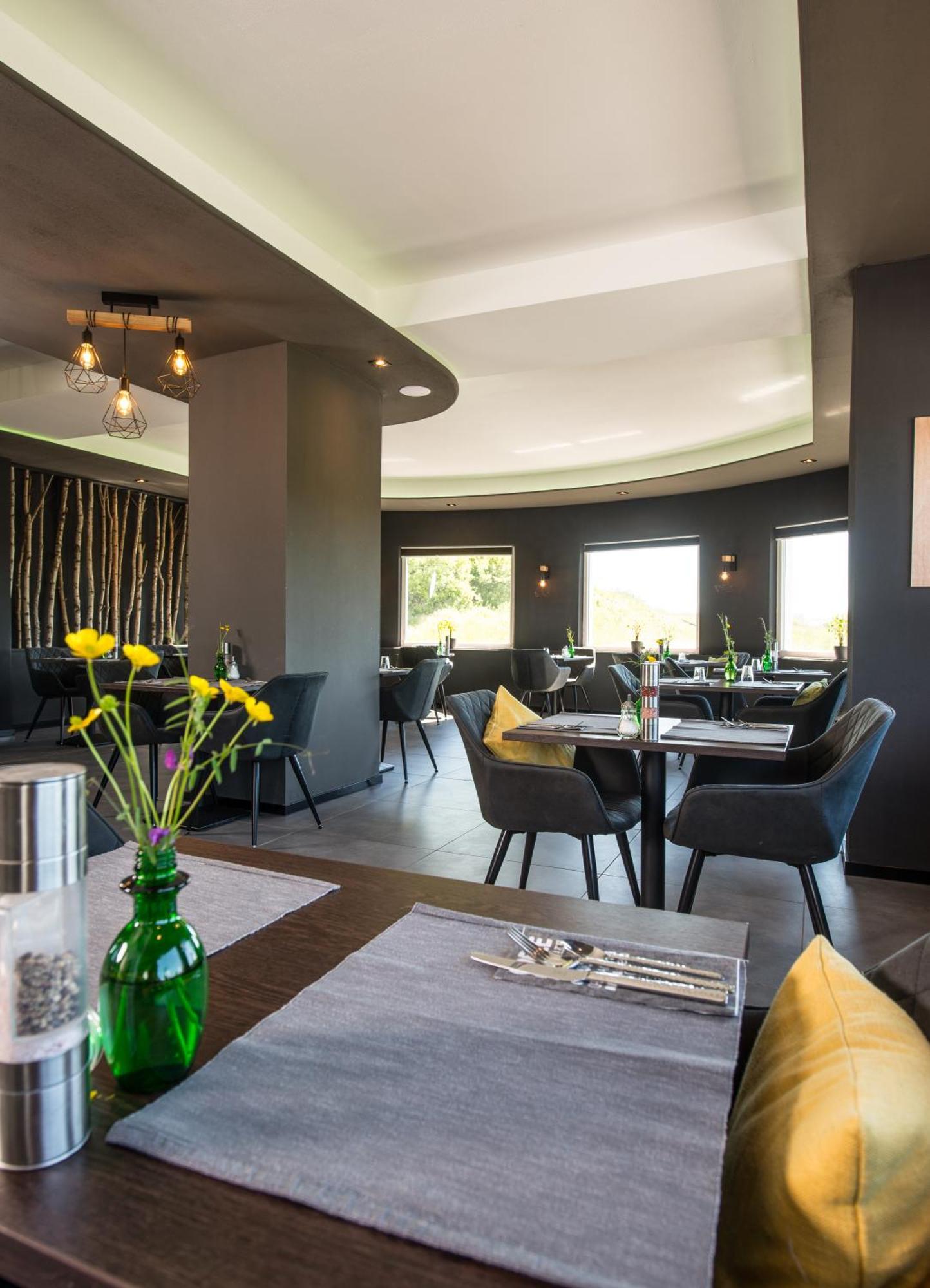 Kristall Hotel